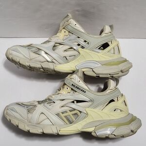 Balenciaga Men's Cream and White Athletic Sneakers